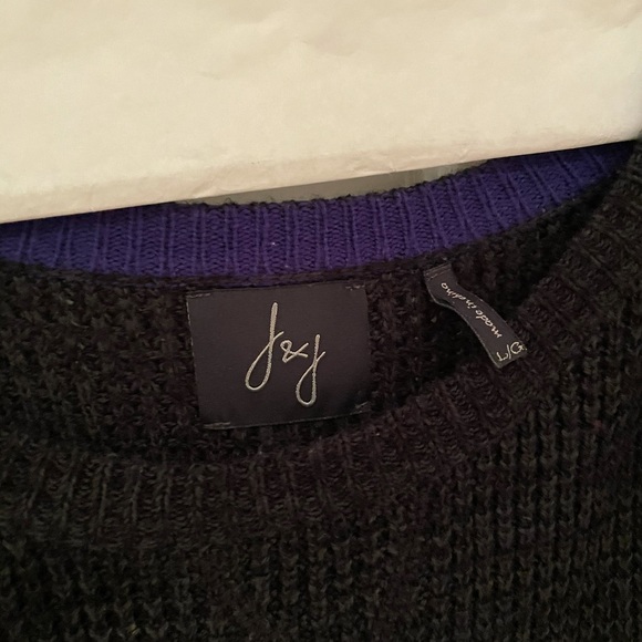 J & J Knit sweater size Large - Picture 3 of 4